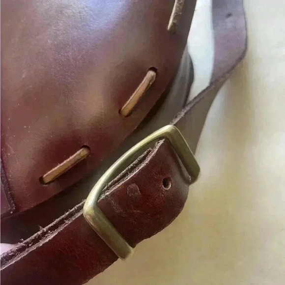 Handmade Leather Crossbody
Purse OS - Picture 8 of 10